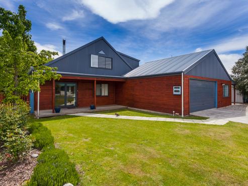 4 Mclellan Place, Albert Town