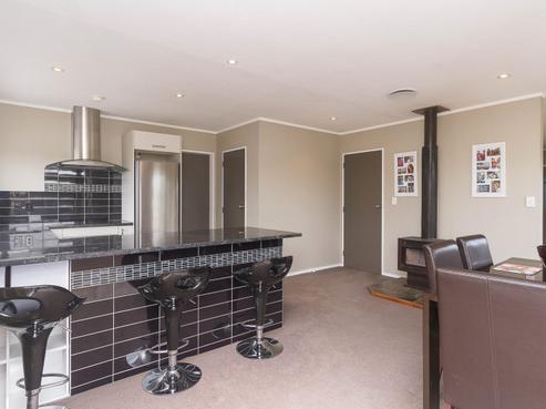 271 Major Drive, Kelson