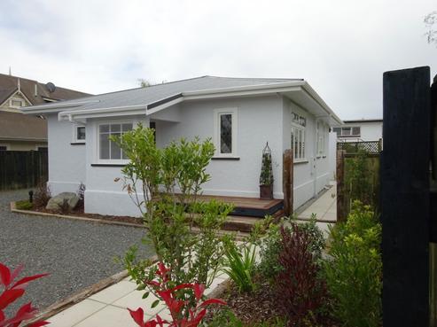 17 Carnot Street, Glenholme