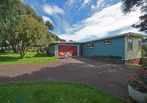 14 Whakarite Road, Ostend