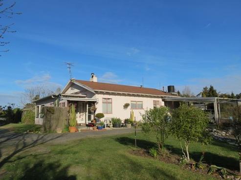 100 Trewavas Street, Motueka