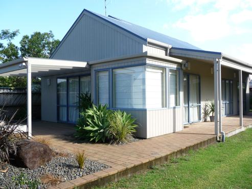 103 The Square, Whangamata