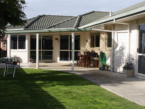 24 Waitoa Street, Waiuku