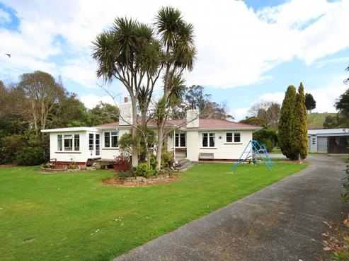 1127 Makino Road, Halcombe