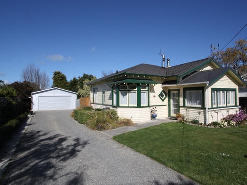 13 Wellington Street, Feilding