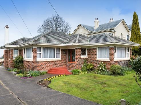 388 Highgate, Roslyn