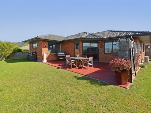 30 Percy Kinsman Crescent, Riverstone Terraces