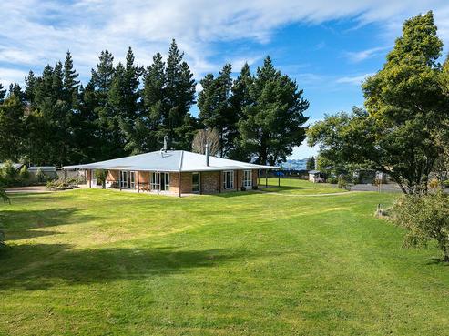 136 Three Mile Hill Road, North Taieri
