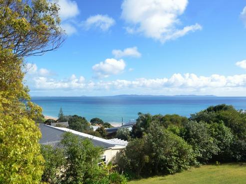 20 Seaview Road, Cable Bay