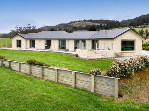 855 Blueskin Road, Mount Cargill