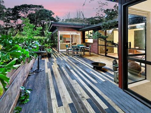 72 Woodfern Crescent, Titirangi