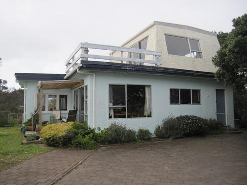 61 Tasman Road, Otaki Beach