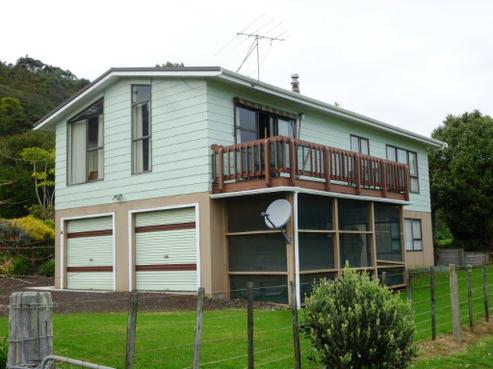 10 Kokohuia Road, Omapere