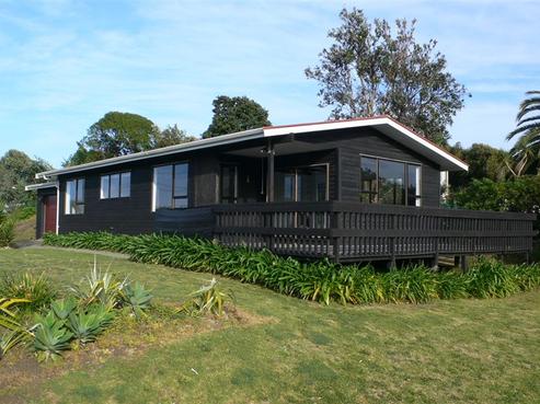 19 William Street, Waikanae Beach