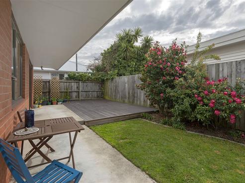 4/61 Caledonian Road, Saint Albans