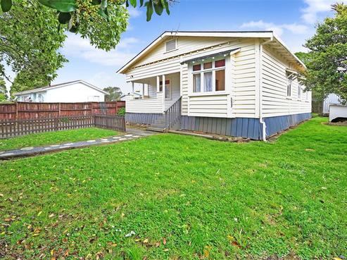 18 Finlayson Avenue, Clendon Park