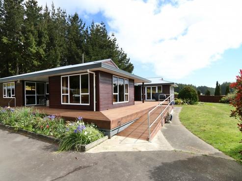 322 Rangiotu Road, Himatangi