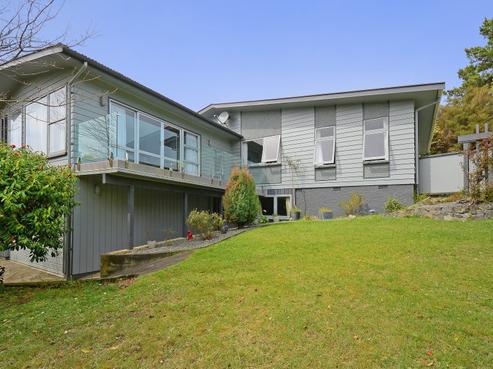 2 Chichester Drive, Pinehaven