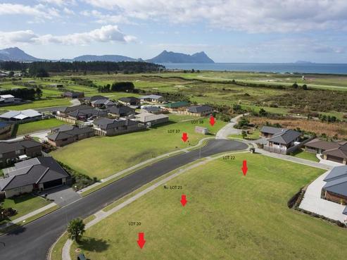 10 Dune Lake Place, Ruakaka