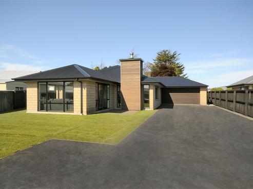11 Munich Place, Bromley