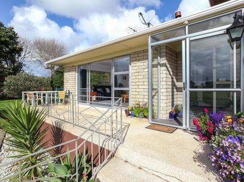 28 Beach Road, Glenbrook