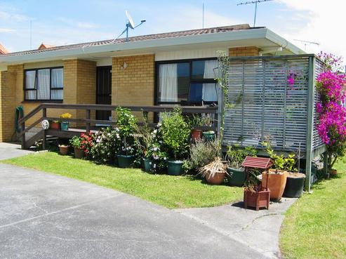 21A Nukumea Common, Orewa