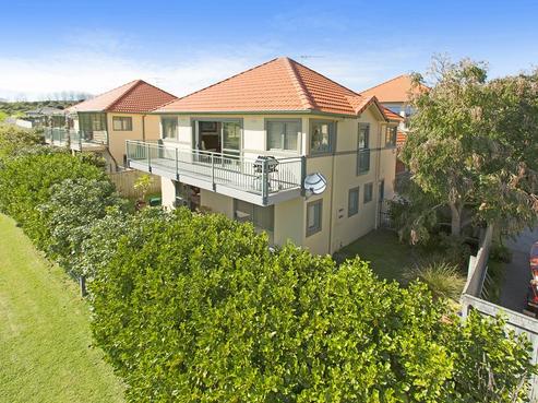 18 Parkwood Crescent, Gulf Harbour