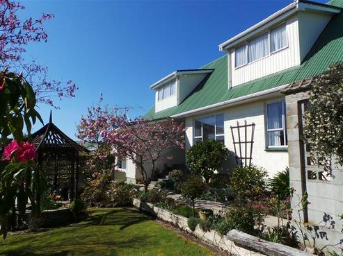 11 Walton Park Avenue, Fairfield