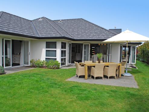 12 Ernest Kemp Rise, Wharewaka