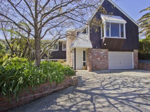 1 Catherine Grove, Tirohanga