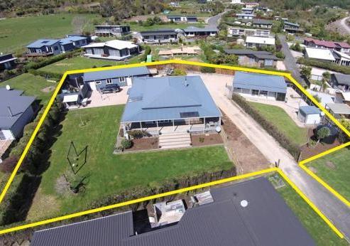 1146 Abel Tasman Drive, Tata Beach