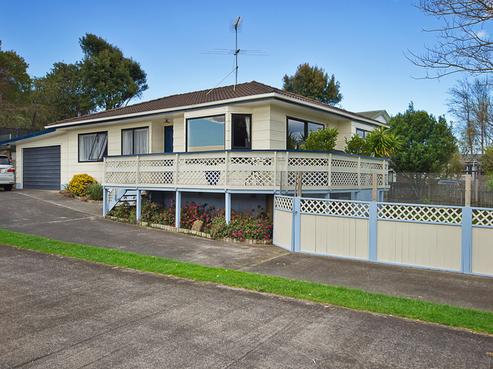 47 Riverside Drive, Waiuku