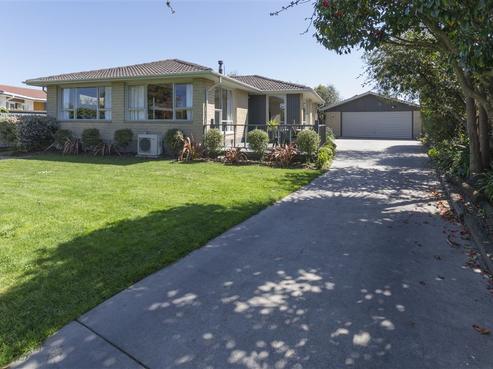 17 Bowie Drive, Woodend