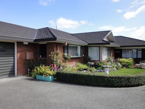 204B Karaitiana Street, Frimley