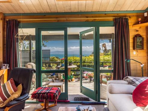 42 Kotari Road, Days Bay