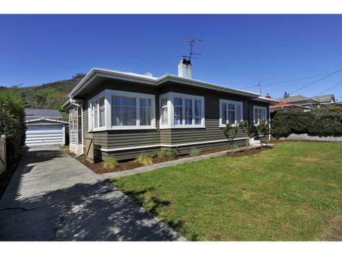 79 Tipahi Street, Nelson South
