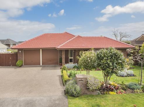 15 Crescent Hills Court, Northpark