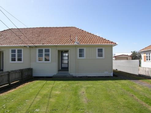 19 Whyte Street, Foxton
