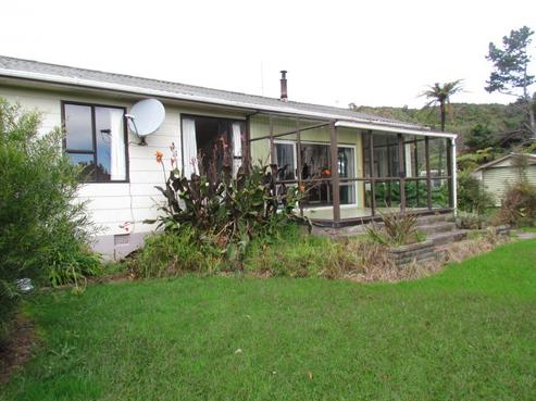 40 Dole Street, Hector