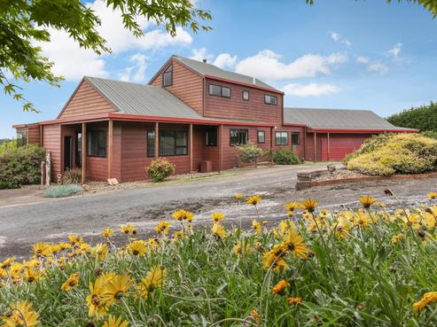 1120E Waiuku Road, Waiuku