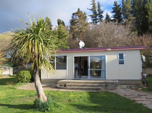 20 Reid Avenue, Luggate