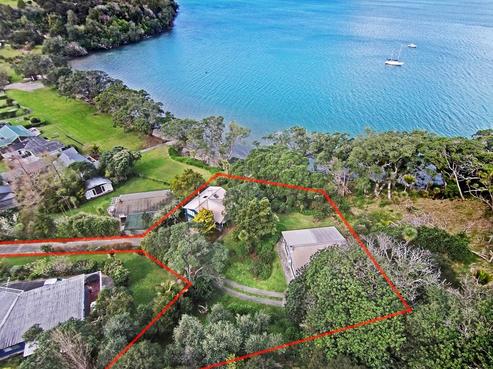28 Buckleton Road, Tawharanui Peninsula