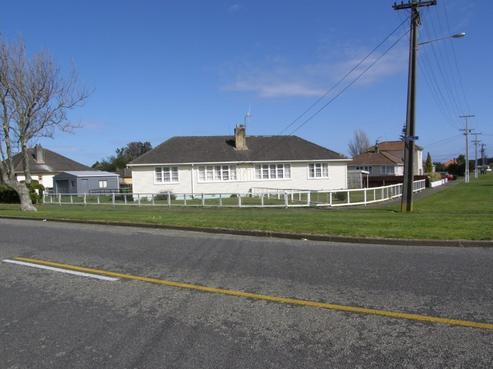 1 Hulke Street, Foxton