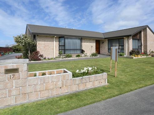 17 Tudor Grove, Feilding