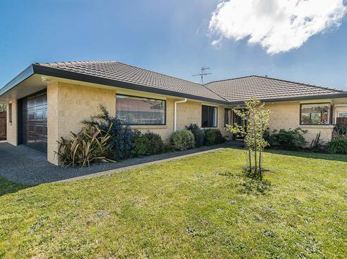 87 Weggery Drive, Waikanae Beach