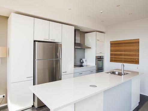 403/4 Reads Quay, Gisborne