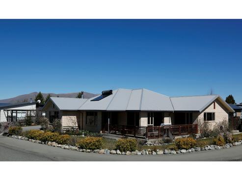 9 Rhoboro Road, Twizel