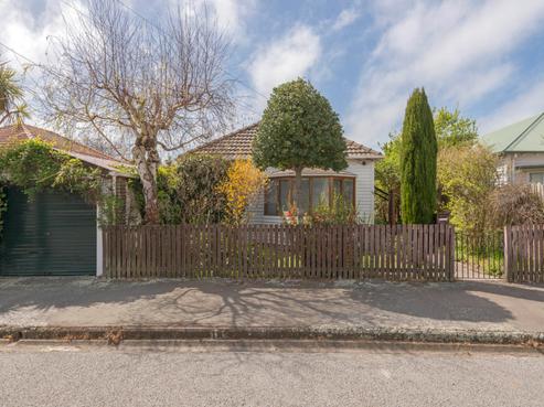 39 Dryden Street, Sumner