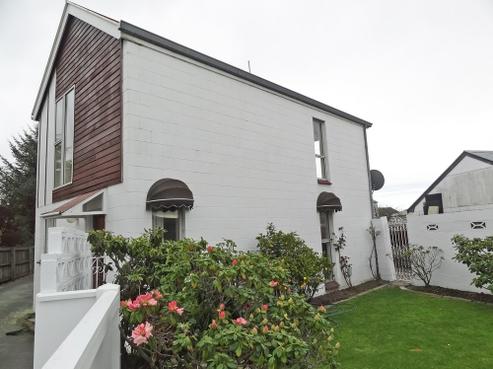 6/69 Thackeray Place, Waltham