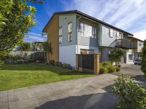 1/27 Rangitoto Terrace, Milford